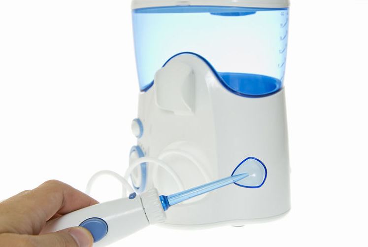 ¿Quieres una boca perfecta? Utiliza el irrigador dental